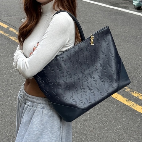 【極新🎁】 YSL 聖羅蘭 “YSL壓紋老花” 肩背包 （專櫃98,000）