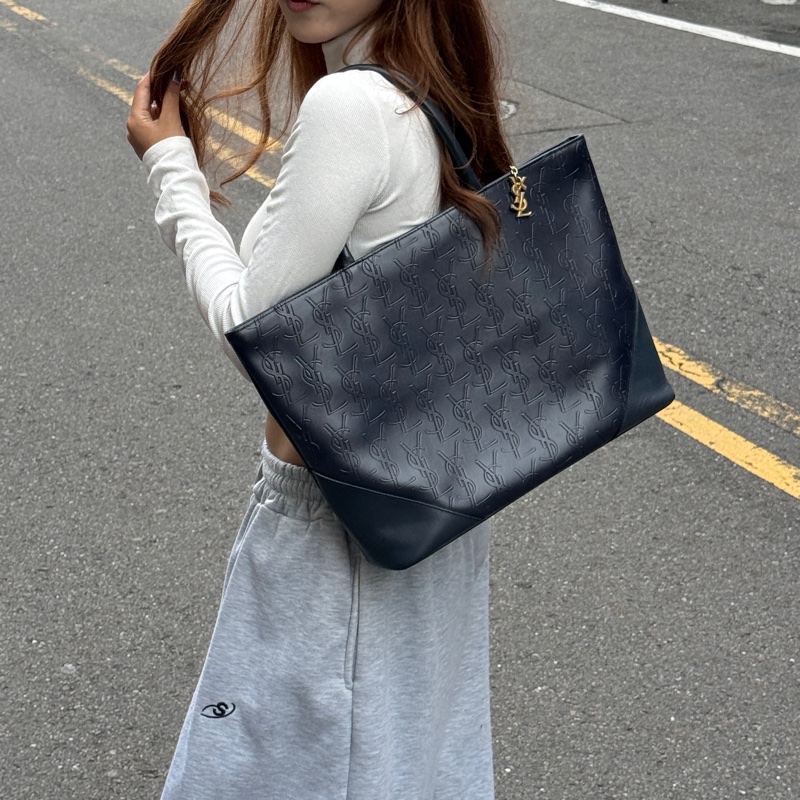 【極新🎁】 YSL 聖羅蘭 “YSL壓紋老花” 肩背包 （專櫃98,000）-2