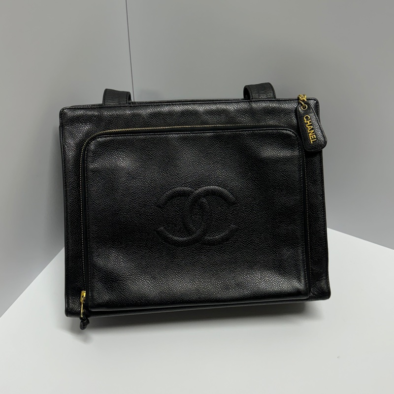 【極新CHANEL🎁】 Chanel 黑金荔枝牛皮 肩背托特包 （專櫃265,000）-20