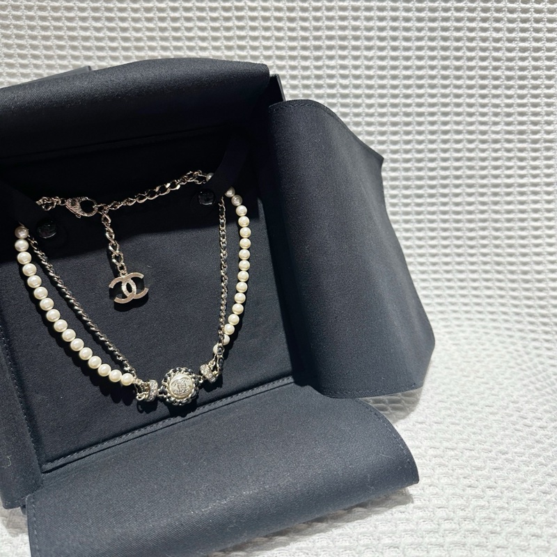 Jennie 同款！Chanel 香奈兒 21k 皮穿練珍珠 項鏈 Choker-3