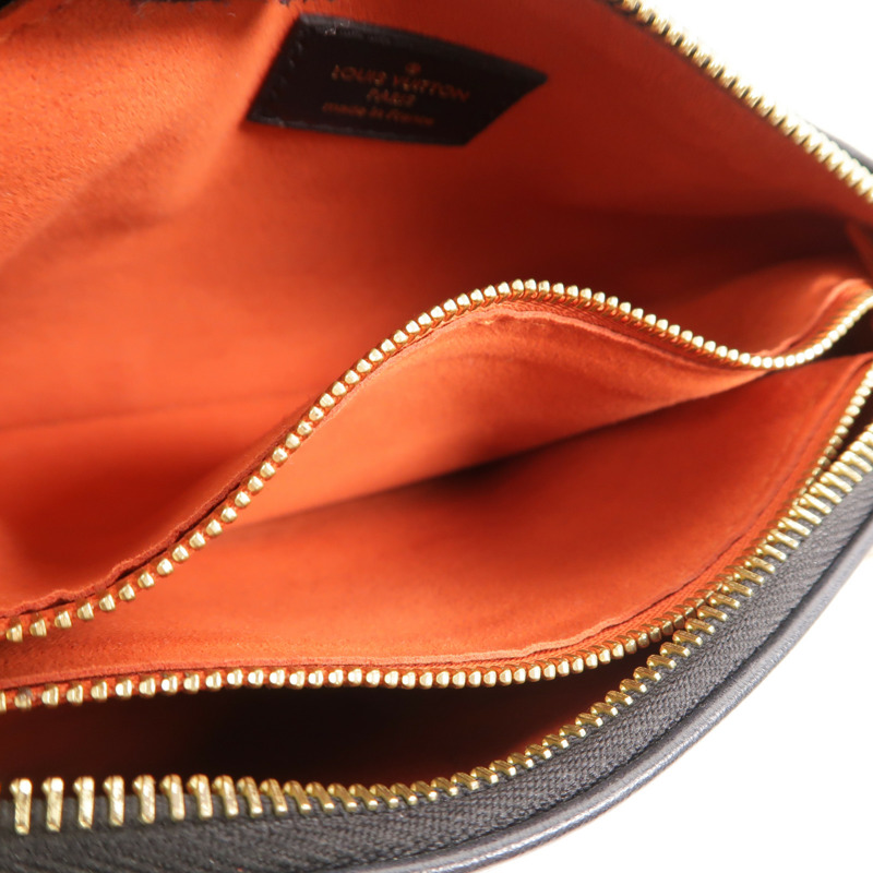 LOUIS VUITTON Monogram Embossed Coussin BB金扣鏈帶手挽肩背兩用袋-4
