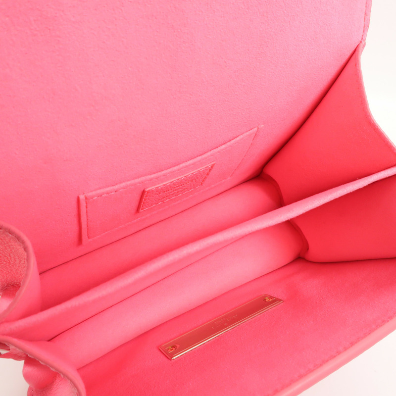 LOUIS VUITTON Monogram Tufted Mini Dauphine肩背袋-6
