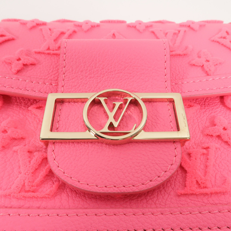 LOUIS VUITTON Monogram Tufted Mini Dauphine肩背袋-7