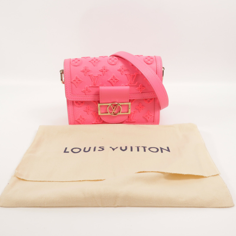 LOUIS VUITTON Monogram Tufted Mini Dauphine肩背袋-8