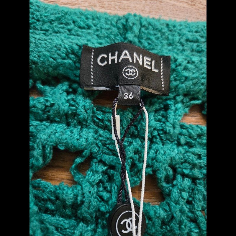 (全新品)Chanel25C鏤空綠色毛衣外套(明星同款)-17