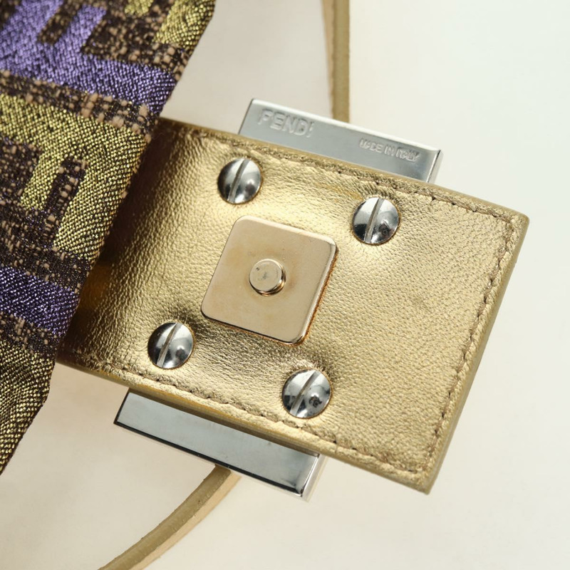 【日本直送】FENDI Zucca 帆布 Mamma Baguette 單肩包金色正品 YKZ560SM-8