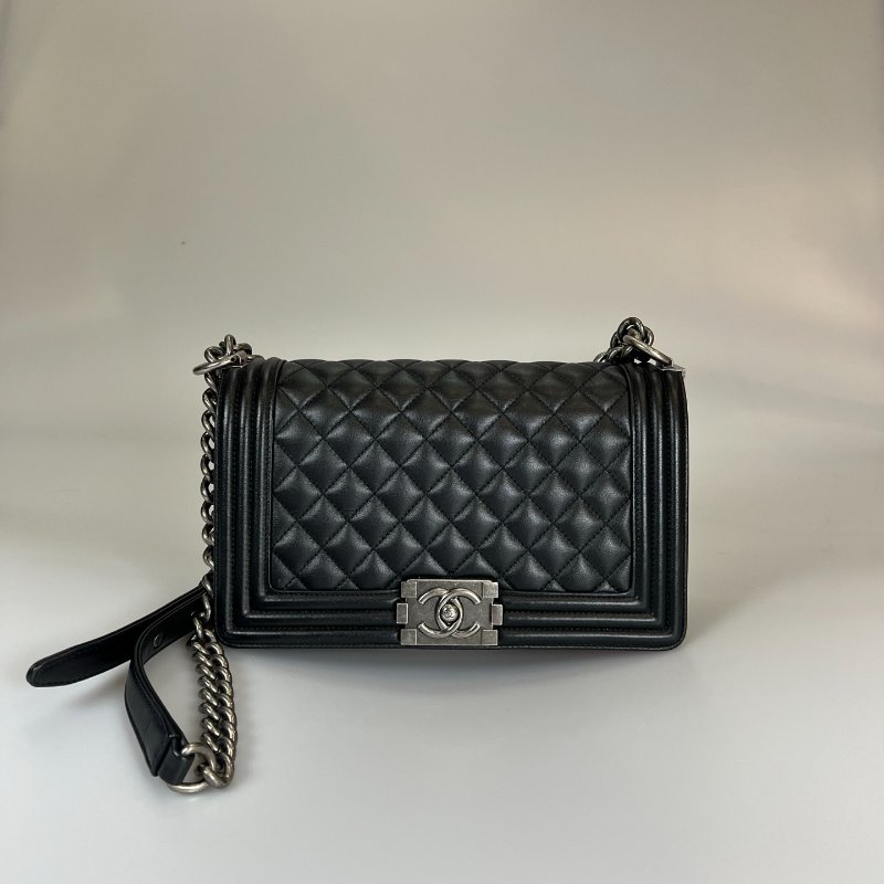 CHANEL BOY25 羊皮黑 保卡款29開-0