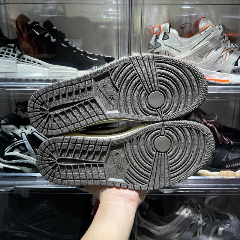 Aj1 ts 摩卡倒鉤 Us9.5-5