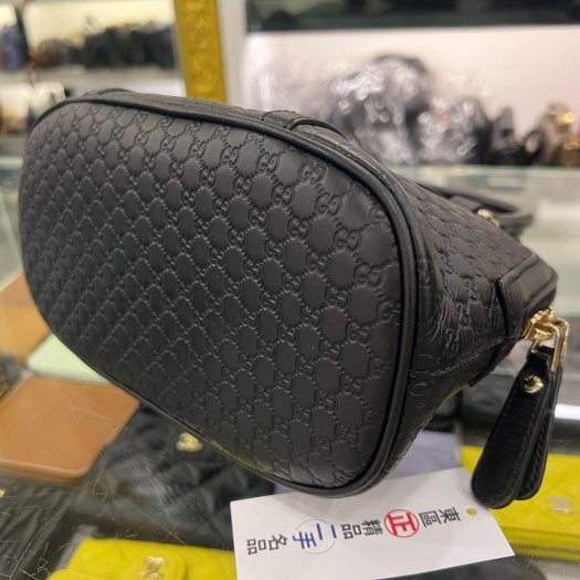 東區正精品㊣ GUCCI 449654 黑色牛皮全皮壓紋金釦拉鍊弧型貝殼包手提包斜背包RZ6422-7