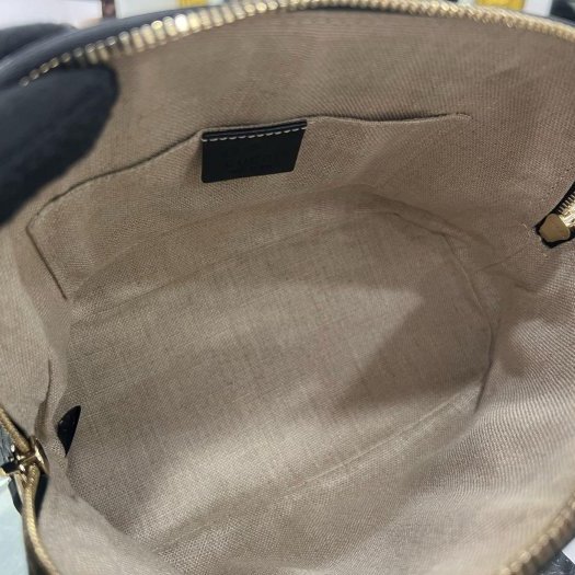 東區正精品㊣ GUCCI 449654 黑色牛皮全皮壓紋金釦拉鍊弧型貝殼包手提包斜背包RZ6422-9