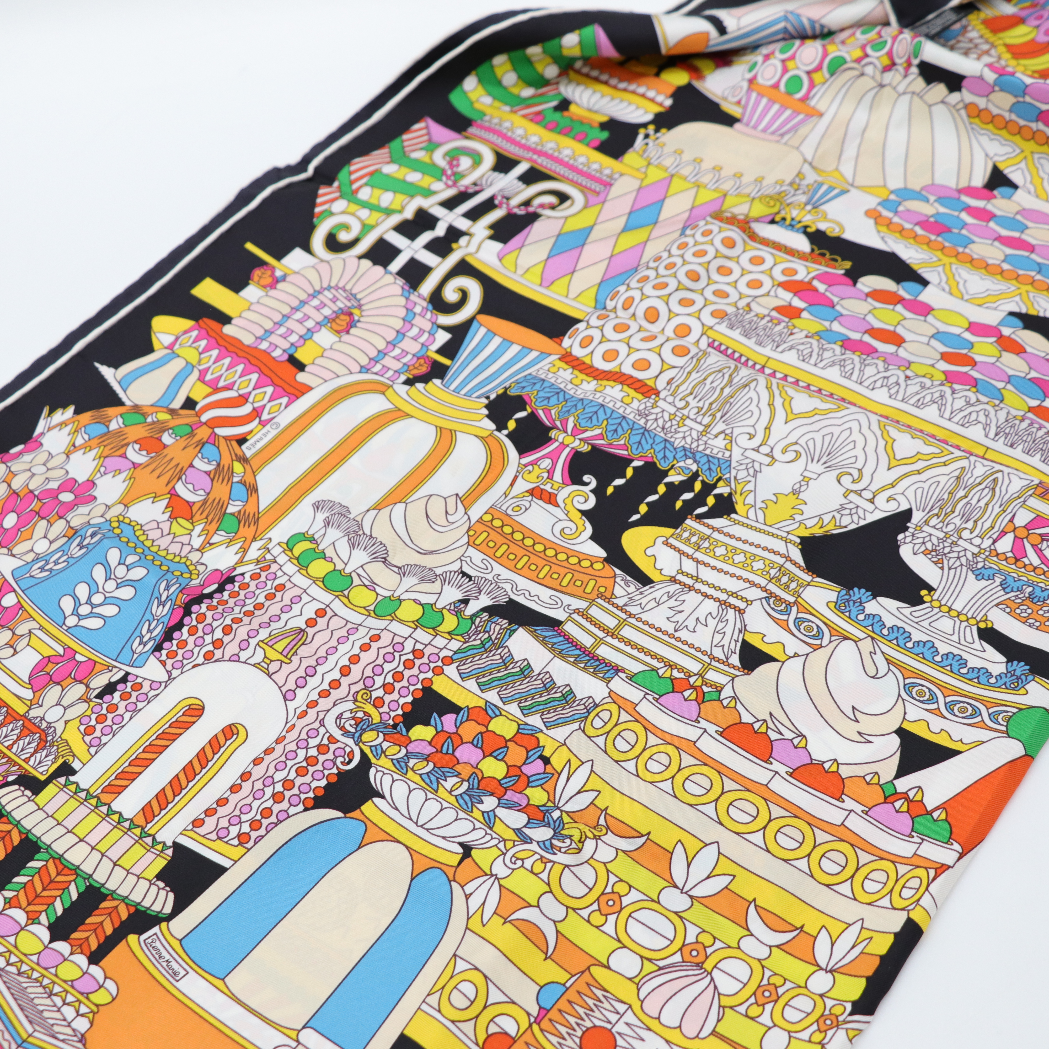 Hermès 愛馬仕 法式甜點 絲巾-3
