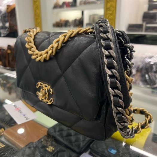 東區正精品㊣CHANEL 19 AS1160香奈兒黑色大菱格紋小羊皮金銀鍊肩背包手提包小號 26CM RZ6421-2