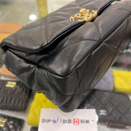 東區正精品㊣CHANEL 19 AS1160香奈兒黑色大菱格紋小羊皮金銀鍊肩背包手提包小號 26CM RZ6421-7