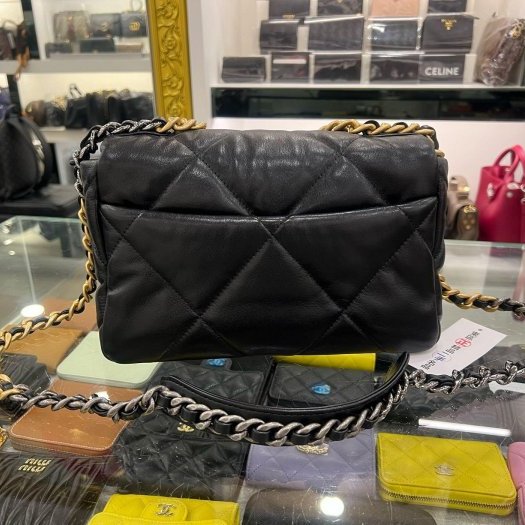 東區正精品㊣CHANEL 19 AS1160香奈兒黑色大菱格紋小羊皮金銀鍊肩背包手提包小號 26CM RZ6421-8