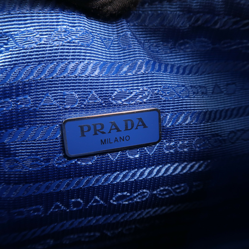 PRADA 尼龍Re-Edition 2000肩背袋-5