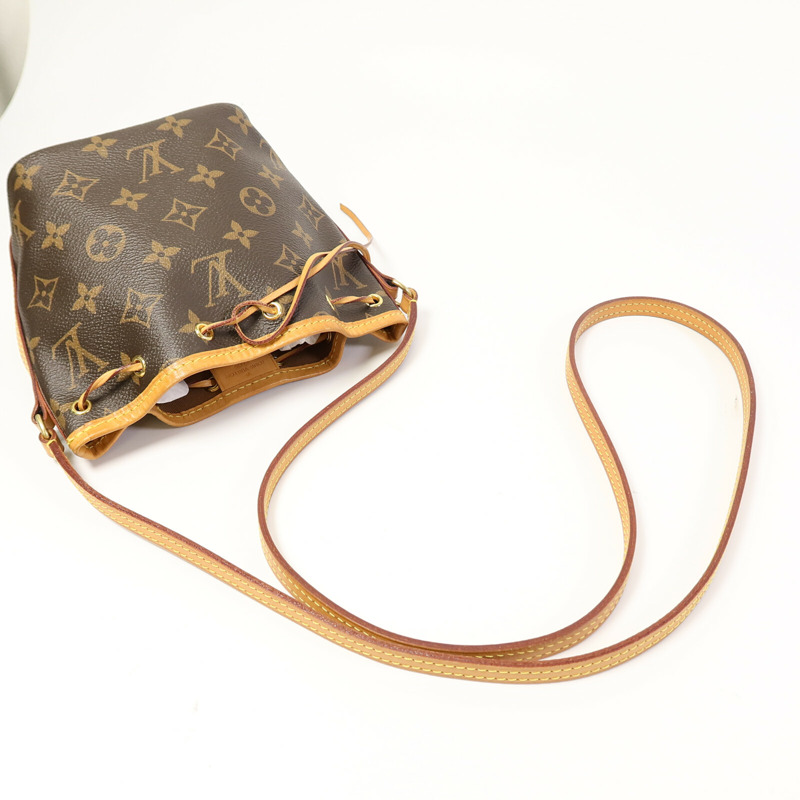 LOUIS VUITTON Monogram Nano Noe肩背袋-7
