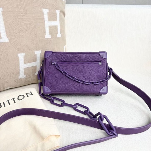 LV Soft Trunk盒子包芯片款 紫色老花壓紋 牛皮 18*13*7.5 95新 配件塵袋