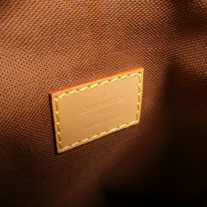 LOUIS VUITTON Monogram Fold Me Pouch肩背袋-5