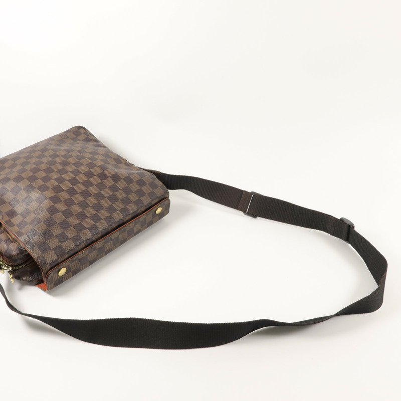 LOUIS VUITTON Damier Naviglio肩背袋-8