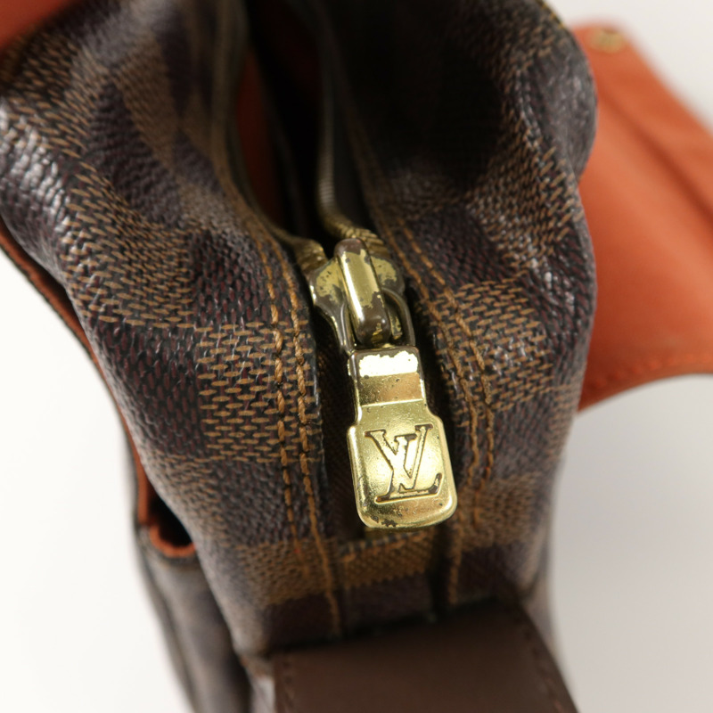 LOUIS VUITTON Damier Naviglio肩背袋-9