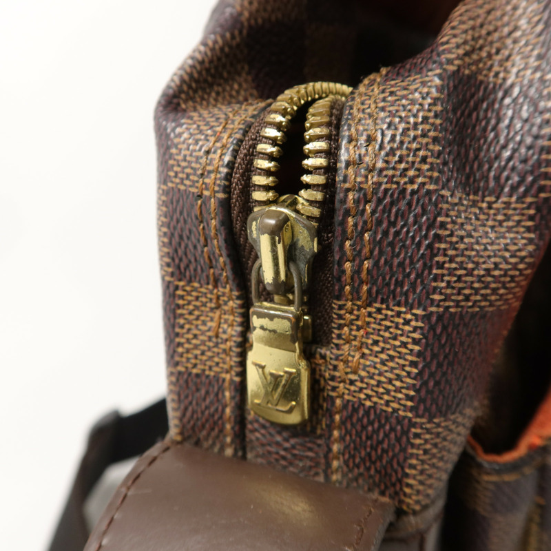 LOUIS VUITTON Damier Naviglio肩背袋-11
