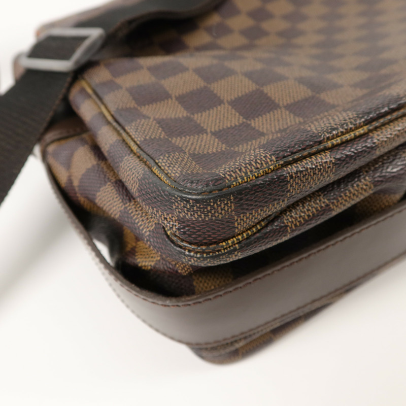 LOUIS VUITTON Damier Naviglio肩背袋-15
