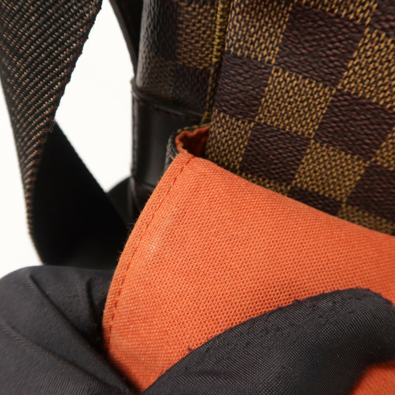 LOUIS VUITTON Damier Naviglio肩背袋-17