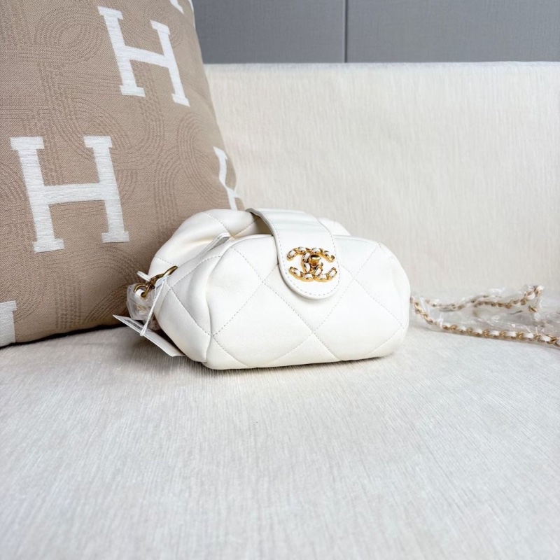 Chanel 白金元寶包 白色金扣 羊皮14*9*13 芯片款  9新 配件鏈條 塵袋-6