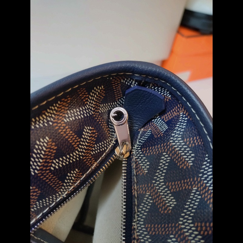 Goyard 深藍底印花帆布拉鍊托特包 Artois-18
