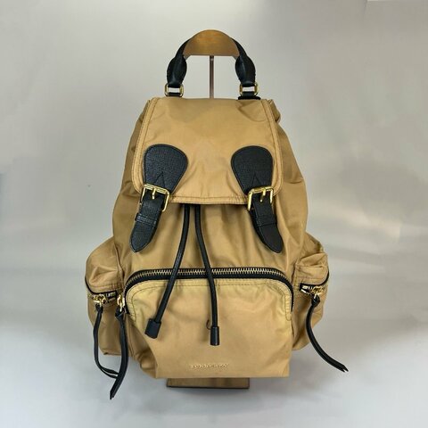 BURBERRY 土黃尼龍後背包