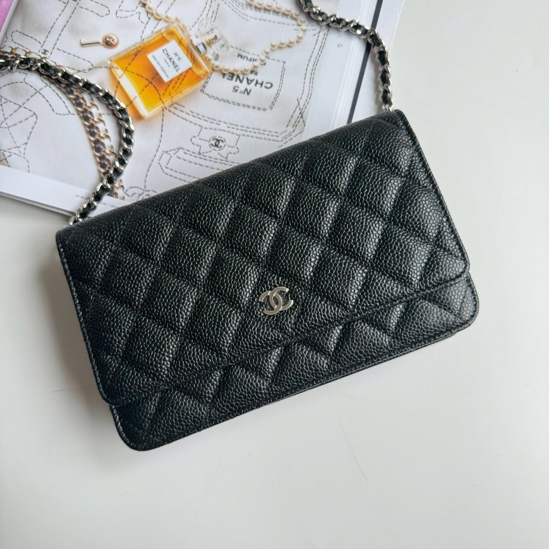 ✨全新商品✨全配 Chanel 黑色銀釦WOC-0