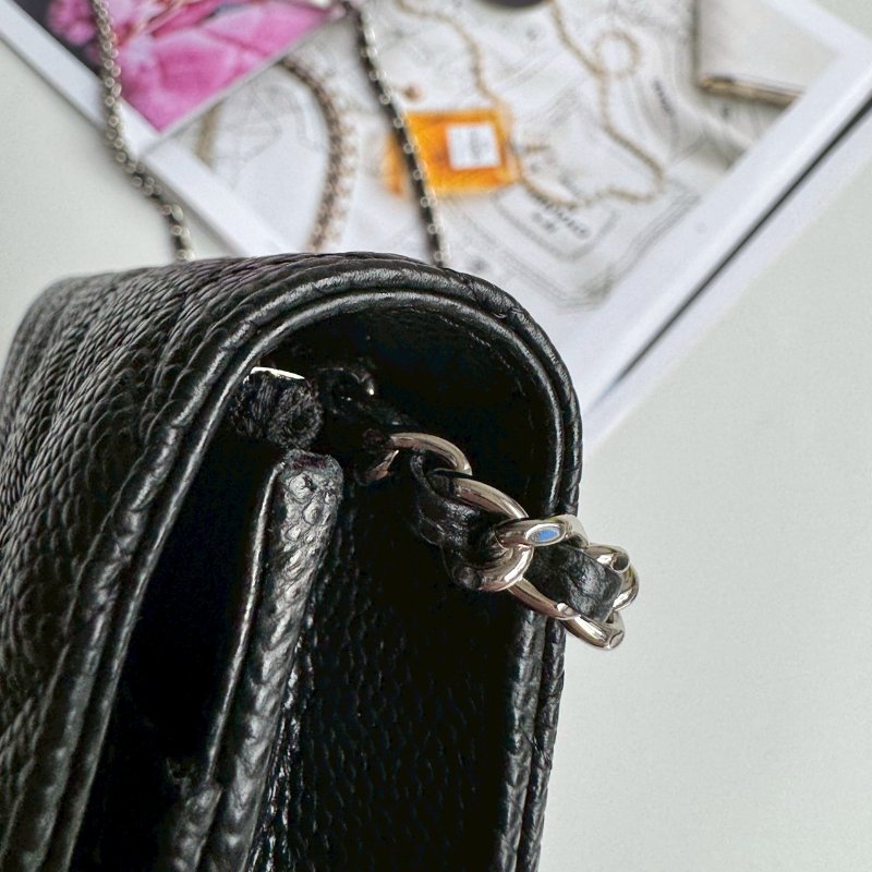 ✨全新商品✨全配 Chanel 黑色銀釦WOC-7