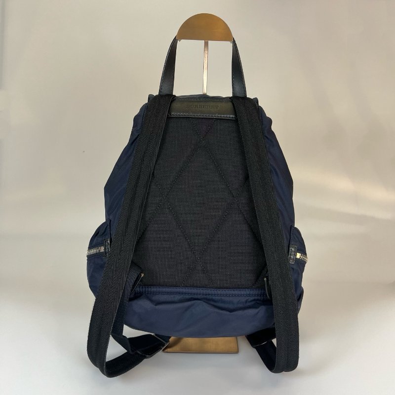 BURBERRY 藍尼龍後背包(舊款)-1