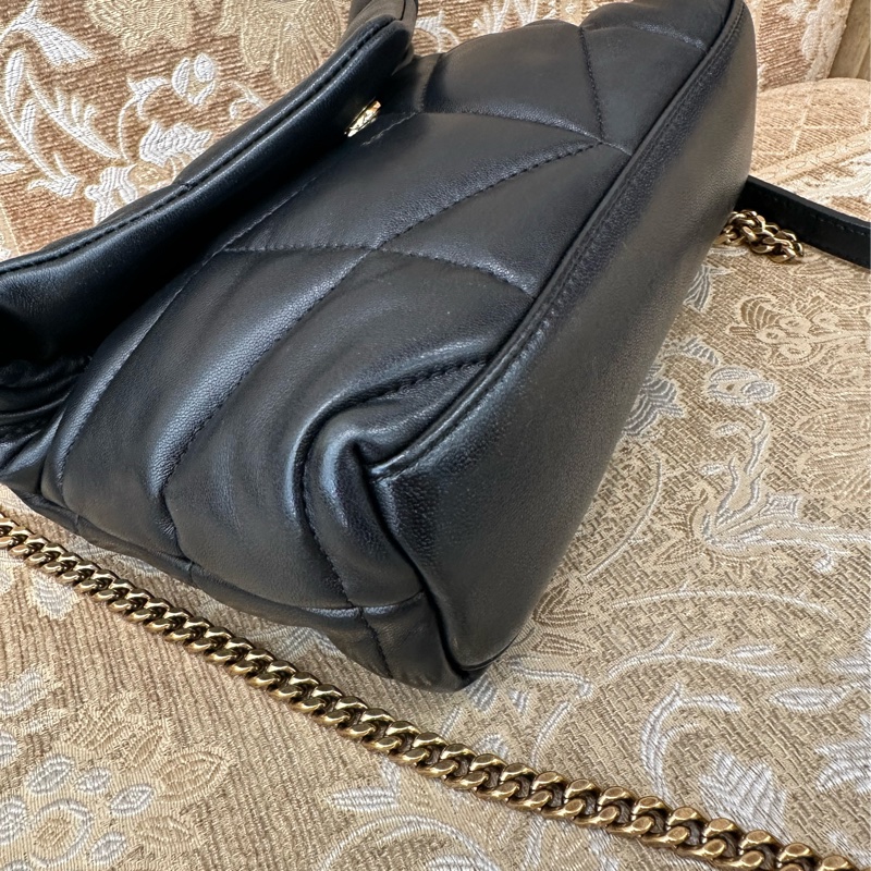 YSL 黑羊皮金釦Puffer mini信封下蓋肩斜背包-5