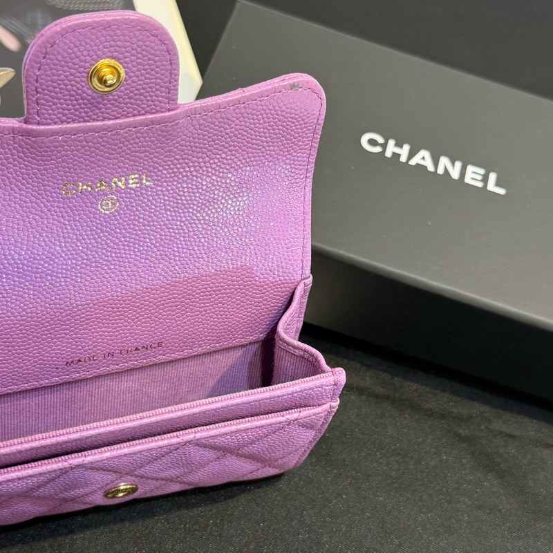 CHANEL紫色金釦卡包/31-7