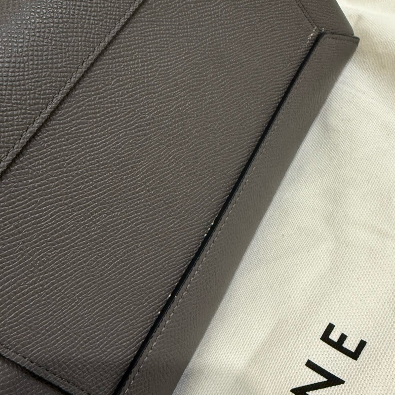 二手出清 Celine micro belt 鯰魚包 大象灰-5