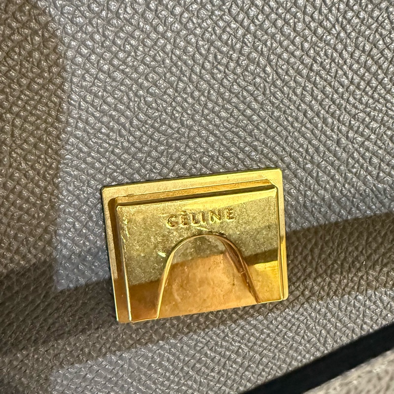 二手出清 Celine micro belt 鯰魚包 大象灰-15