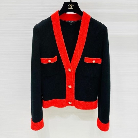 ⭐️ Chanel Jacket 外套