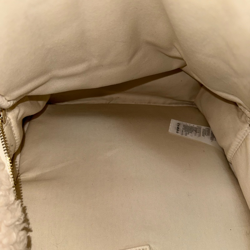 🌸 二手精品 特價🉐 CHLOE 毛茸茸泰迪後背包-36