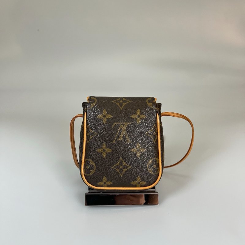 LV M60018 老花Pochette Cancun 側肩包-1