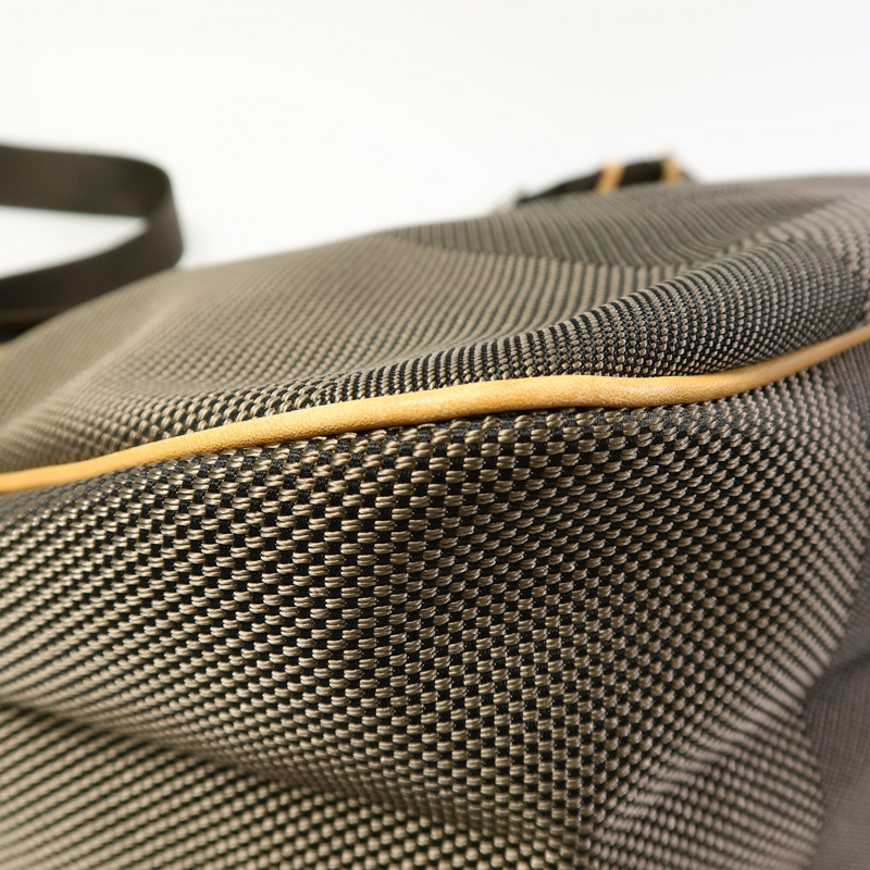 LOUIS VUITTON Damier Geant Explorateur肩背袋-8