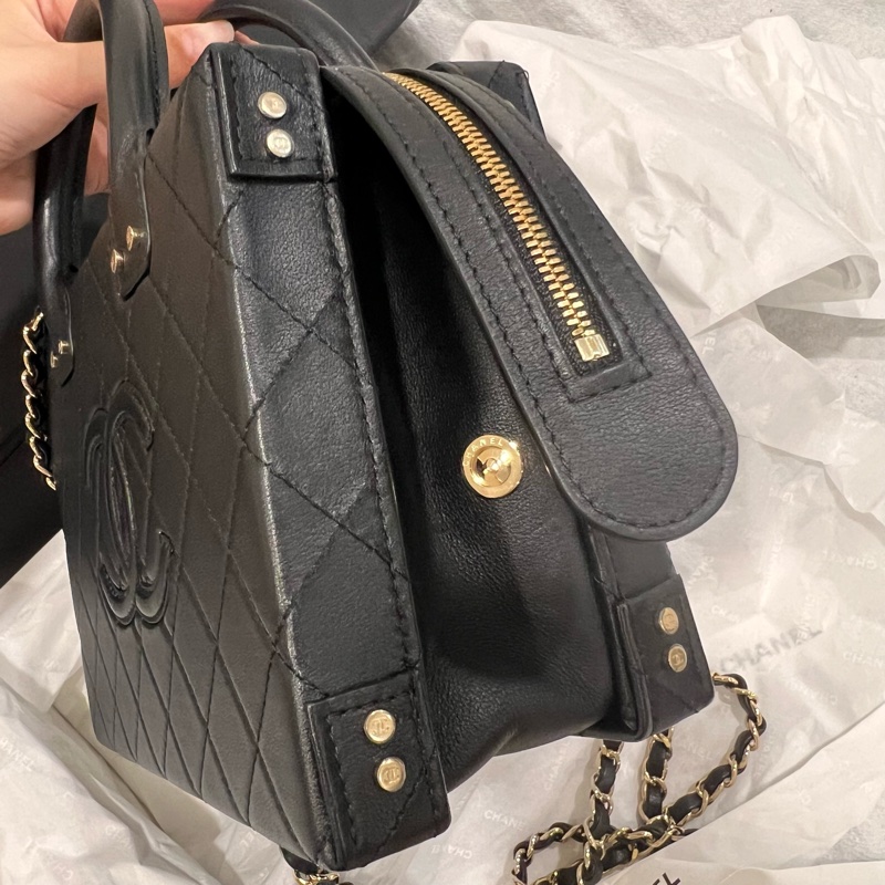ෆ Chanel 22B Vanity Case限量✨盒子包 🉑放手機-17