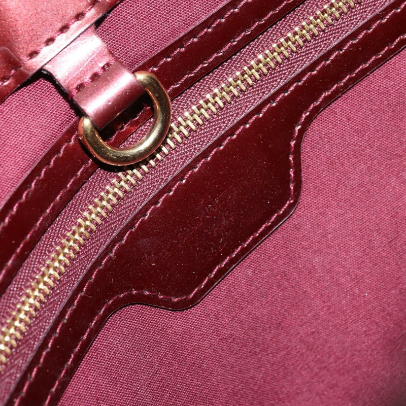【日本直送】路易威登 Monogram Vernis Wilshire 小手袋 Pomme D'amour M93642 正品 BA12387A-14