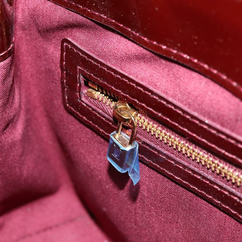 【日本直送】路易威登 Monogram Vernis Wilshire 小手袋 Pomme D'amour M93642 正品 BA12387A-18