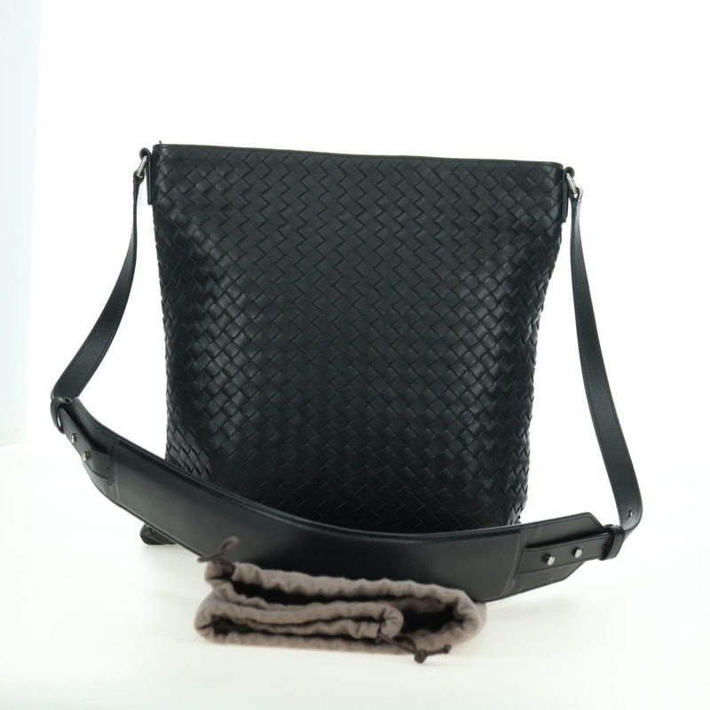 【日本直送】BOTTEGA VENETA INTRECCIATO 皮革肩背包 黑色 銀色 正品 am11497SAV-22