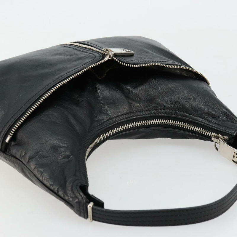 【日本直送】FENDI 銀色黑色皮革肩背包 正品 178594A-5