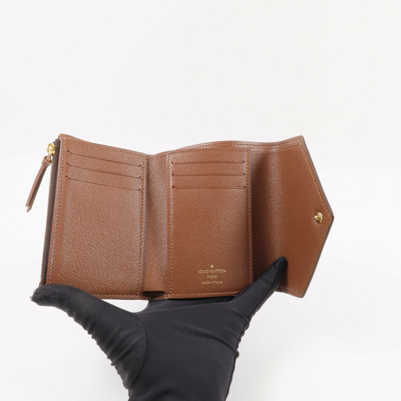 LOUIS VUITTON Monogram Victorine Wallet長錢包-11