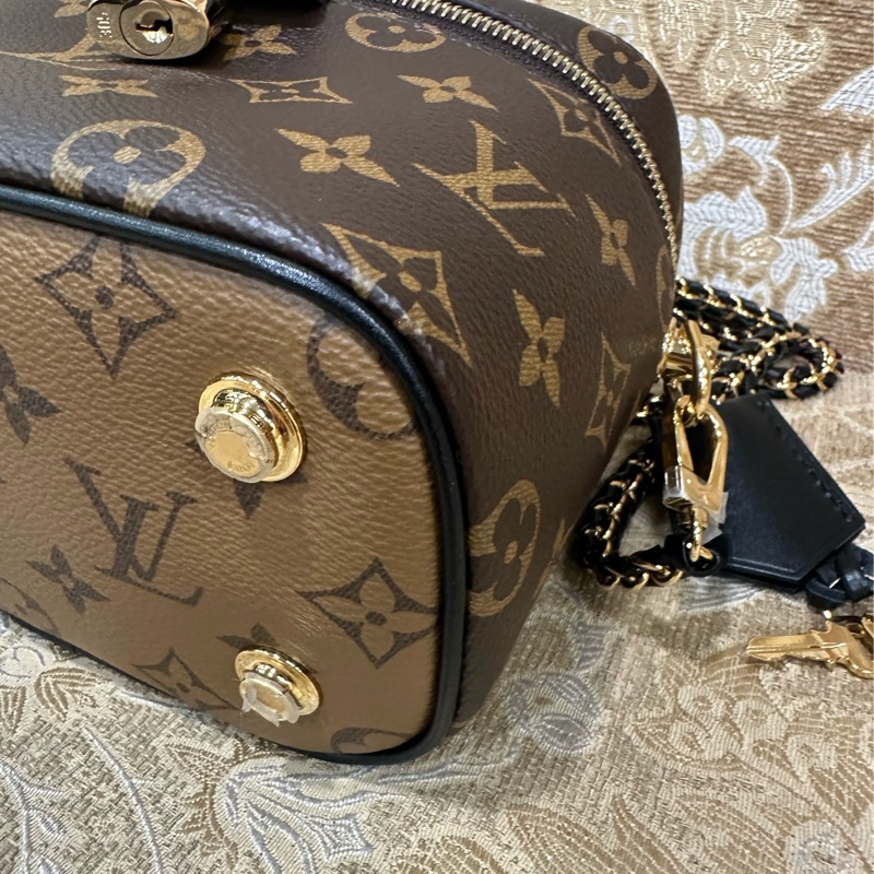 LV 雙色原花金釦Vanity PM手提肩背化妝包M47128-6