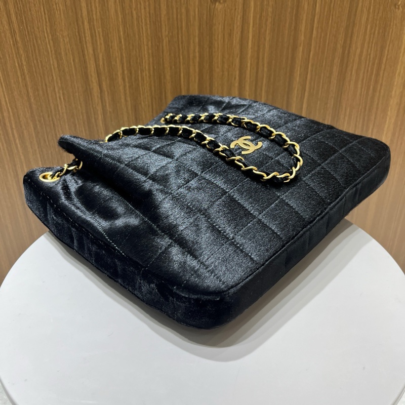 香奈兒Chanel｜華夫格馬毛水桶 黑金 中古-4