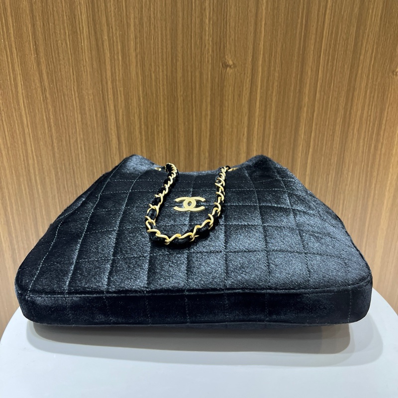 香奈兒Chanel｜華夫格馬毛水桶 黑金 中古-6